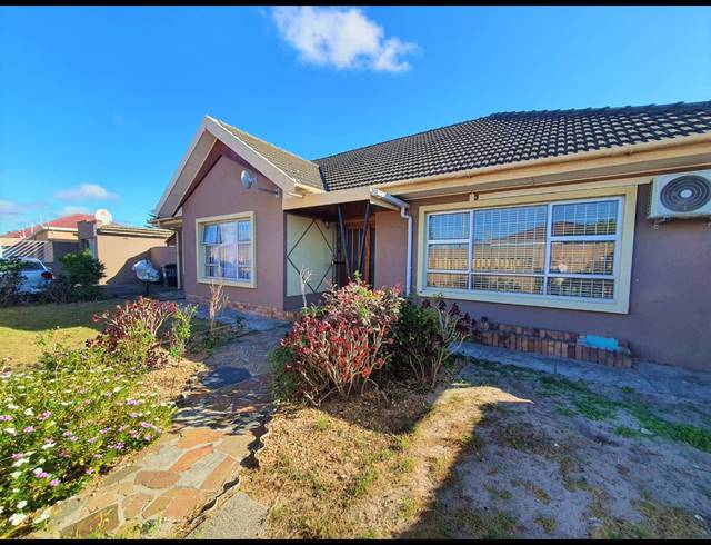 3 BEDROOM HOUSE FOR SALE IN GOODWOOD ESTATE